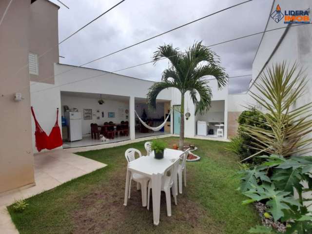 Casa para Venda, no Condomínio Villa Felicittá na Avenida Artêmia Pires, em Feira de Santana, 2 Quartos, sala, 2 banheiros, 220m² Área Total.