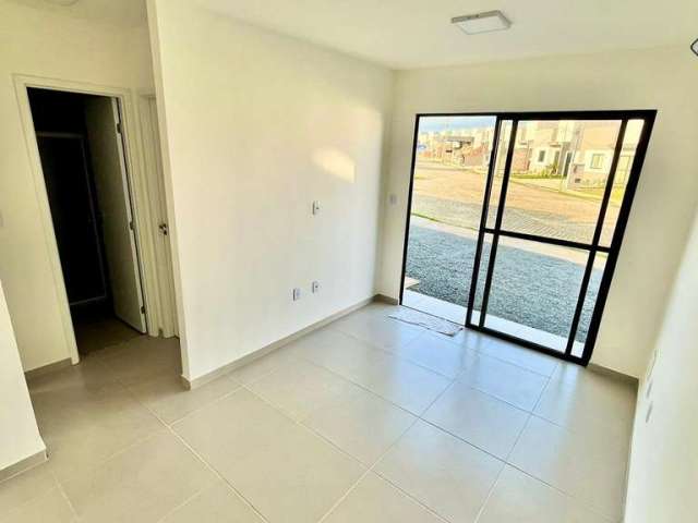 Casa residencial para Locação em condominio fechado, Sim, Feira de Santana, 2 quartos, 1 sala, 1 banheiro, 2 vagas, 100m² área total.