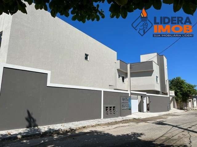 Casa residencial para Venda no condomínio em Ipitanga, Lauro de Freitas, 3 suítes, 1 sala, 4 banheiros, 1 vaga de garagem, 160m² área