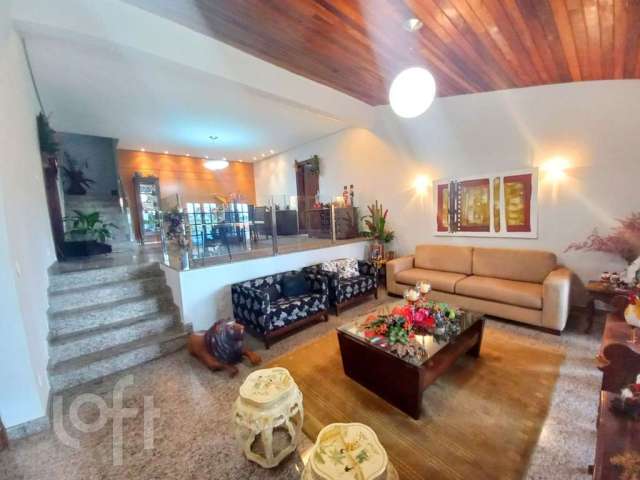Casa com 4 quartos à venda na Rua Planetóides, 322, Santa Lúcia, Belo Horizonte por R$ 1.780.000