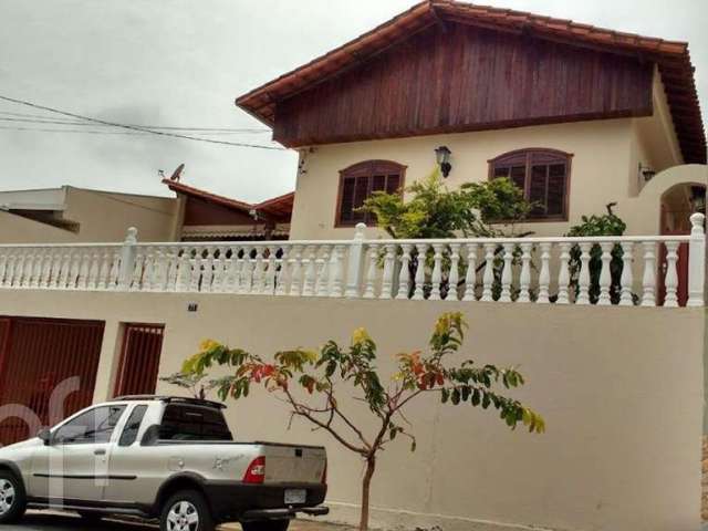 Casa com 3 quartos à venda na Barão de Saramenha, 71, Santa Tereza, Belo Horizonte por R$ 950.000