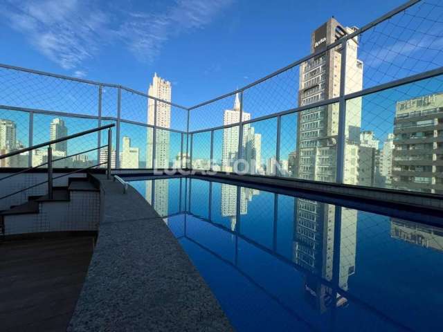 Cobertura Duplex Casa de Urano Centro de Balneário Camboriú com 4 Suítes Piscina e 4 Vagas