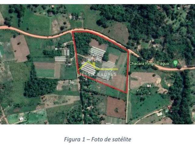 Terreno rural de 43.843m² na Est. dos Periquitos, com fácil acesso e potencial ilimitado para uso e