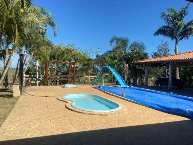 Excelente! lindíssima chácara com piscina em caçapava - sp  ch00304