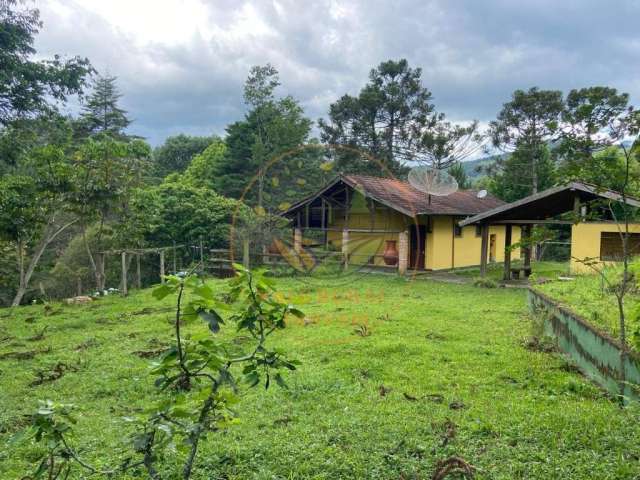 Sitio de 7 alqueires, com cachoeira em sapucai mirim - mg  st00226