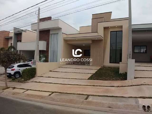 Casa com 3 dormitórios à venda, 105 m² por R$ 780.000,00 - Condomínio Village Moutonnée - Salto/SP