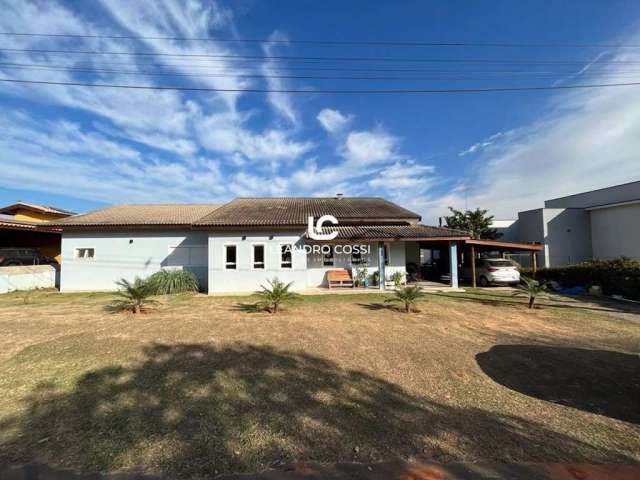 Casa com 3 dormitórios à venda, 450 m² por R$ 1.300.000,00 - Condomínio Terras de Mont Serrat - Salto/SP