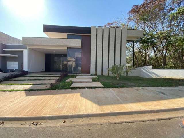 Casa com 3 dormitórios à venda, 175 m² por R$ 980.000,00 - Condomínio Guarujá - Salto/SP