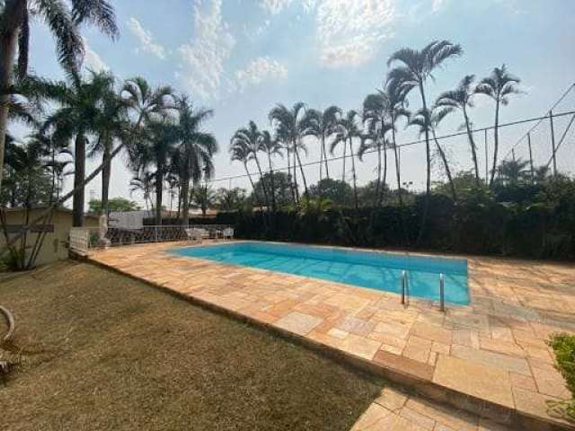 Chácara show de bola  com piscina, salão de festa, campo de futebol, localizada no Gran Park Reside