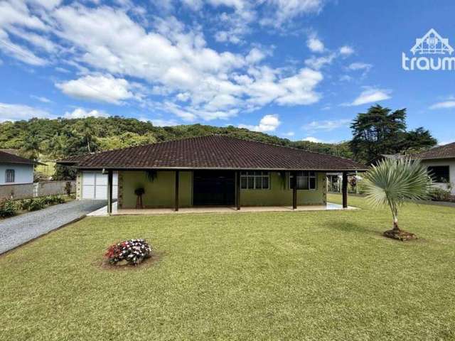 Casa com 3 dormitórios à venda, 260 m² por R$ 1.200.000,00 - Vila Itoupava - Blumenau/SC