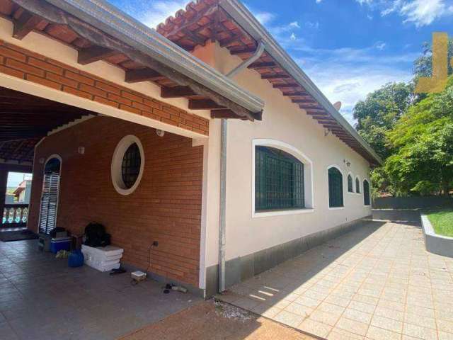 Chácara com 3 dormitórios à venda, 951 m² por R$ 1.200.000 - Parque Ana Helena - Jaguariúna/SP