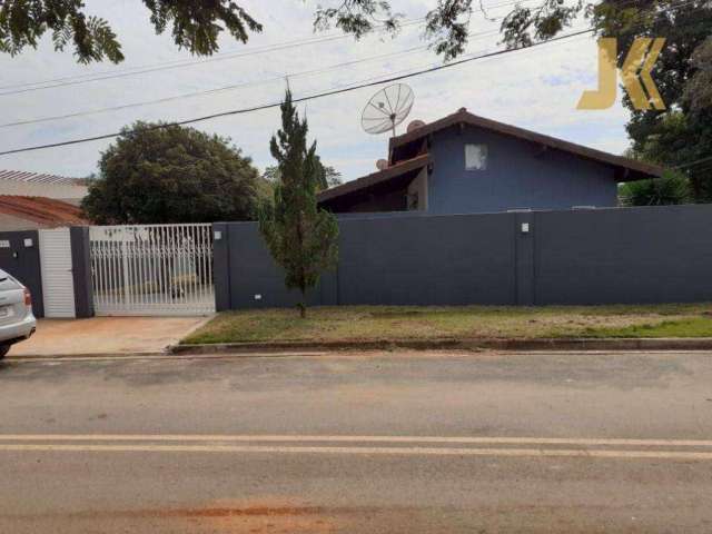 Chácara com 3 dormitórios à venda, 1000 m² por R$ 950.000,00 - Condomínio Ana Helena - Jaguariúna/SP