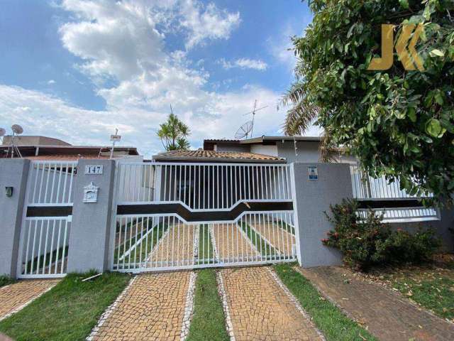 Casa com 3 dormitórios à venda, 160 m² por R$ 960.000,00 - Jardim Zeni - Jaguariúna/SP