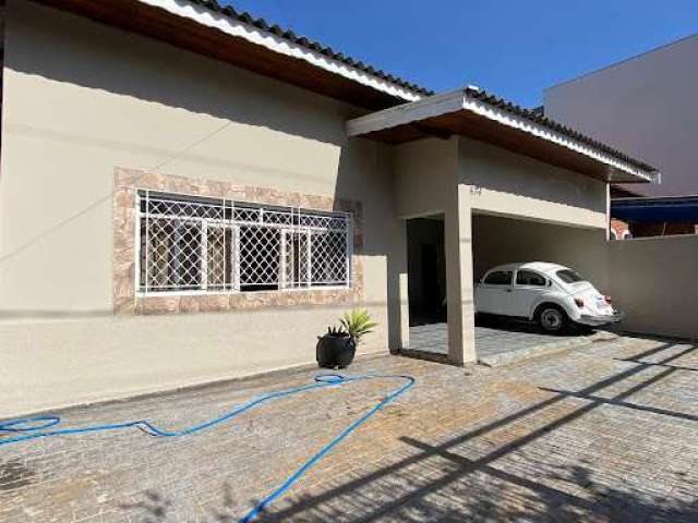 Casa com 3 dormitórios à venda, 232 m² por R$ 700.000,00 - Jardim Sônia - Jaguariúna/SP