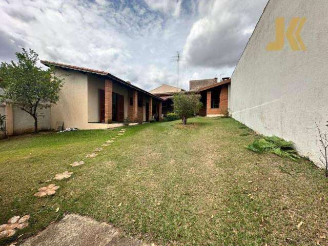 Casa com 3 dormitórios à venda, 136 m² por R$ 550.000 - Jardim Venturini - Jaguariúna/SP