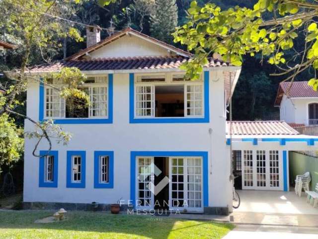 Casa estilo colonial com 5 quartos à Venda em Teresópolis - Refúgio na Granja Comary