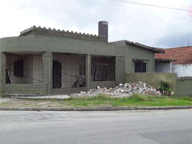 Casa na Praia para Venda em Itanhaém, GAIVOTA PRAIA, 3 dormitórios, 2 suítes, 2 banheiros, 6 vagas