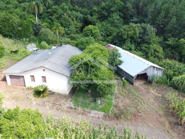 Sítio com casa de 3 quartos à venda em Morro Reuter