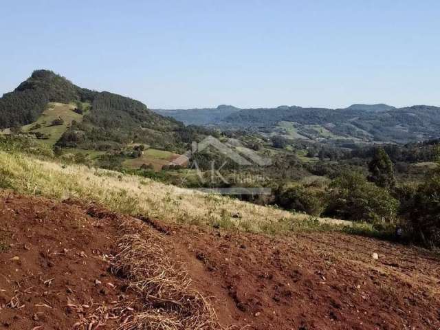 Área de terras com vista e rica em água à venda no interior de Presidente Lucena