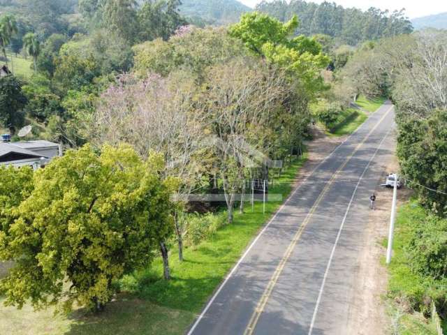 Excelente área comercial às margens da BR 116 em Picada Café na Serra Gaúcha