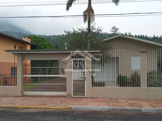 Duas casas com 2 quartos cada, à venda em Picada Café na Serra Gaúcha