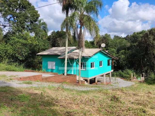 Casa com suíte à venda em Picada Café na Serra Gaúcha