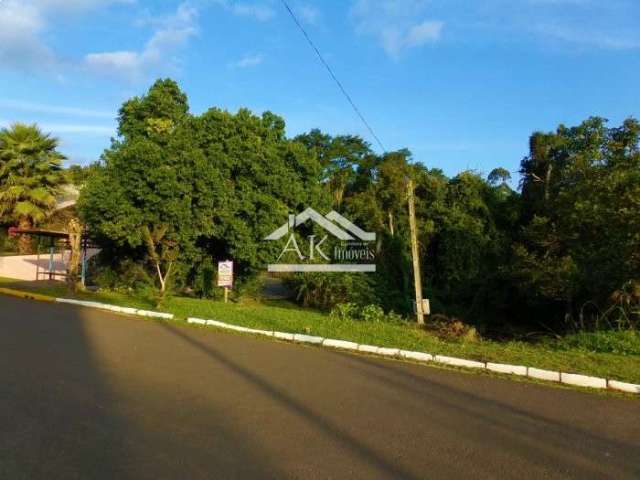 Terreno com declive a venda em ótimo bairro de Picada Café, na Serra Gaúcha