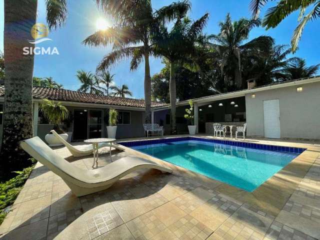 PERTO DO MAR - Casa na praia 4 Quartos 2 suítes Espaço Gourmet  Piscina  4 vagas