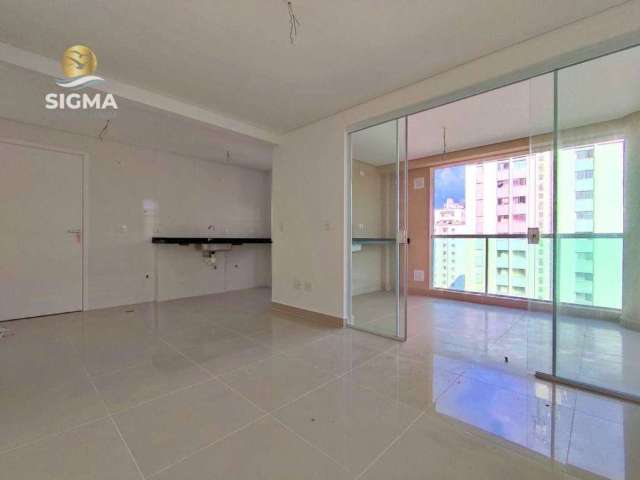 PERTO DO MAR - Apartamento à venda, 70 m² por R$ 750.000 - Pitangueiras - Guarujá/SP