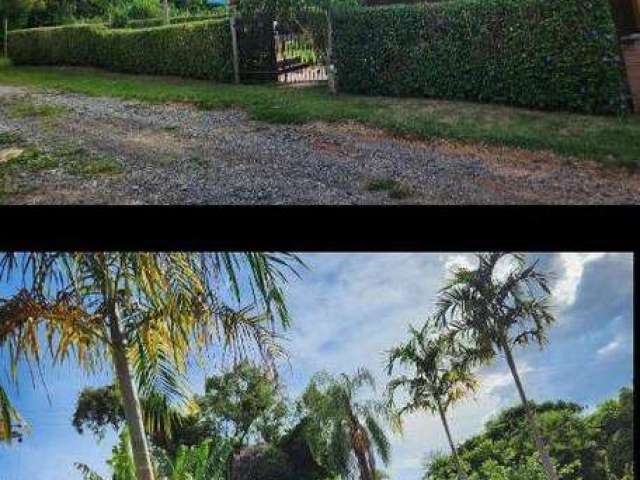 Chácara com chalé à venda no Bairro dos Pires em Limeira.