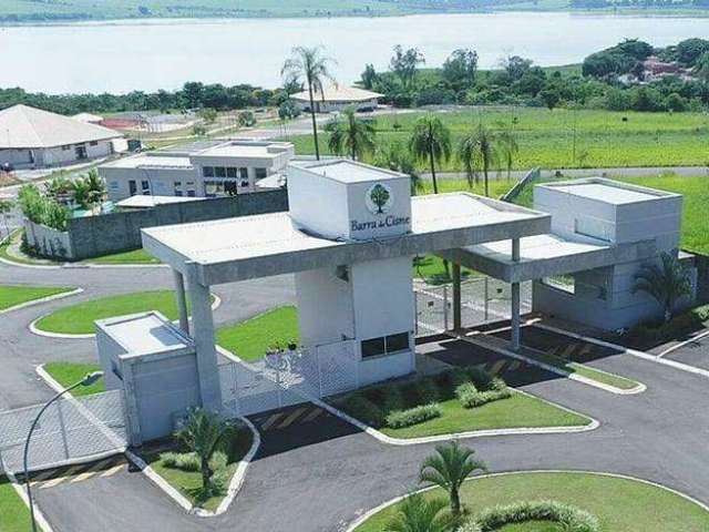 Terreno à venda no Residencial Barra do Cisne em Americana.