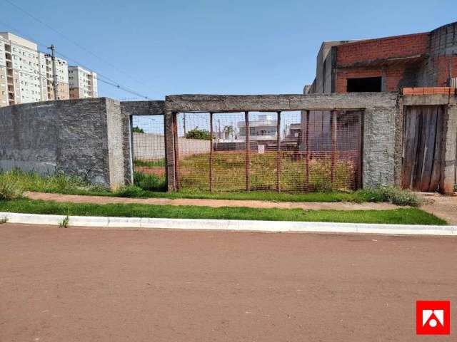 Terreno à Venda no Bairro Dona Margarida, em Santa Bárbara d'Oeste com 439 m².