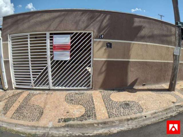 Casa à Venda na Vila Grego em Santa Bárbara d'Oeste com 2 quartos e 2 vagas de garagem.