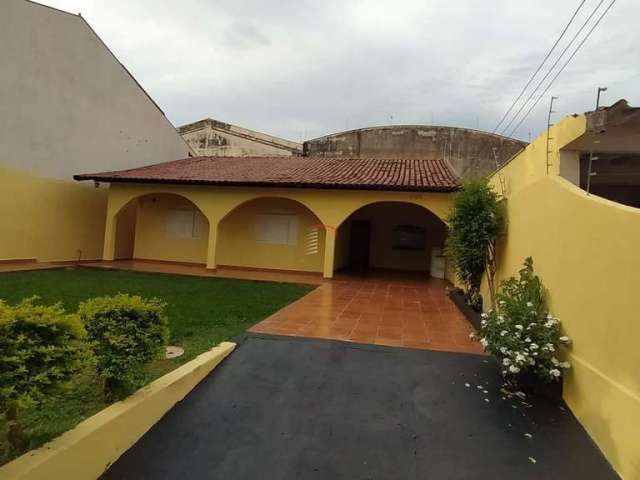 Casa à venda com 3 dormitórios (1 suíte) -  Santa Mônica, Londrina/ PR