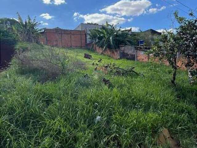 Terreno à venda com 300m² -  Olímpico, Londrina, PR