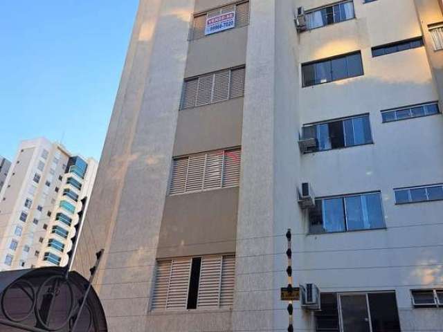 Ed. Araxá - Apartamento padrão à Venda com 3 dormitórios (1 suíte) -  Judith, Londrina, PR