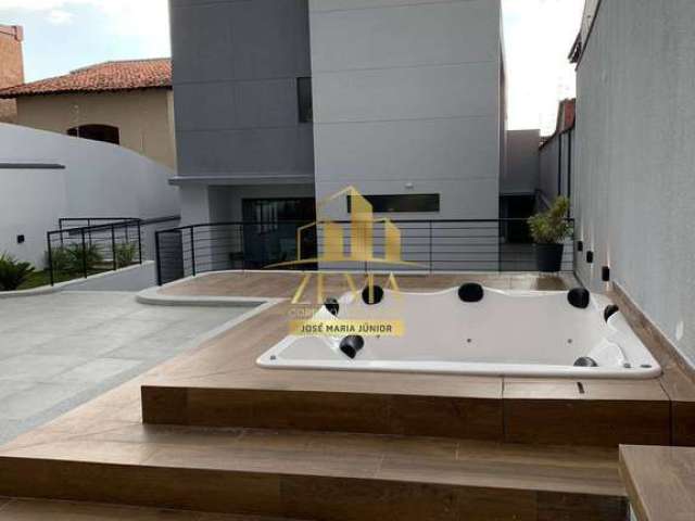 Sobrado atualizado, 290m2, 500m2 de area, 03 suites, Amplo gourmet, Jacuzzi