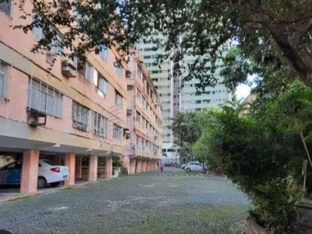 Apartamento para venda possui 70 metros quadrados com 2 quartos em Encruzilhada - Recife - PE