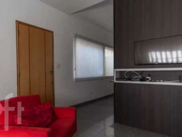 Casa com 3 quartos à venda na Rua Visconde de Inhomerim, 168, Mooca, São Paulo por R$ 931.000