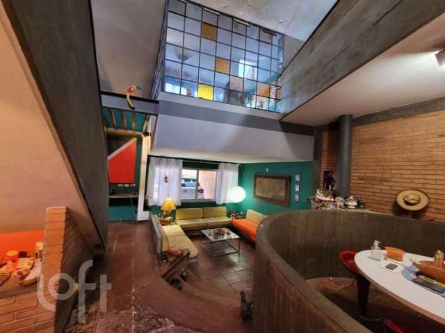 Casa com 3 quartos à venda na Rua Tapati, 139, Água Rasa, São Paulo por R$ 929.000