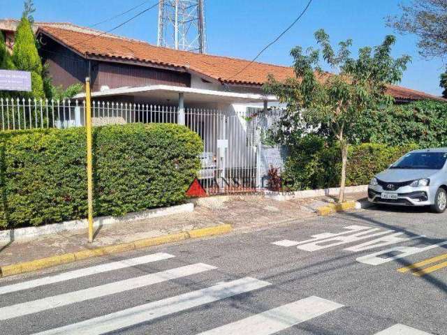 Casa com 3 dormitórios à venda, 205 m² por R$ 849.000,00 - Nova Gerti - São Caetano do Sul/SP