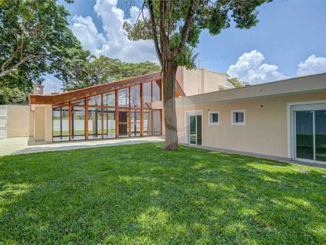 Casa com 4 quartos à venda em Interlagos - SP