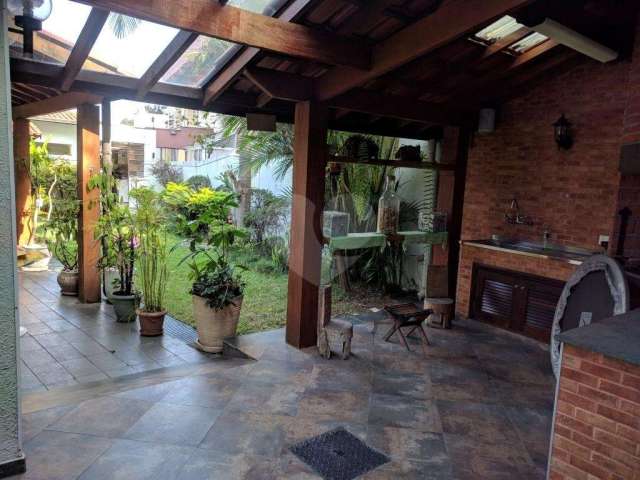 Casa com 5 quartos à venda ou para locação em Jardim Marajoara - SP