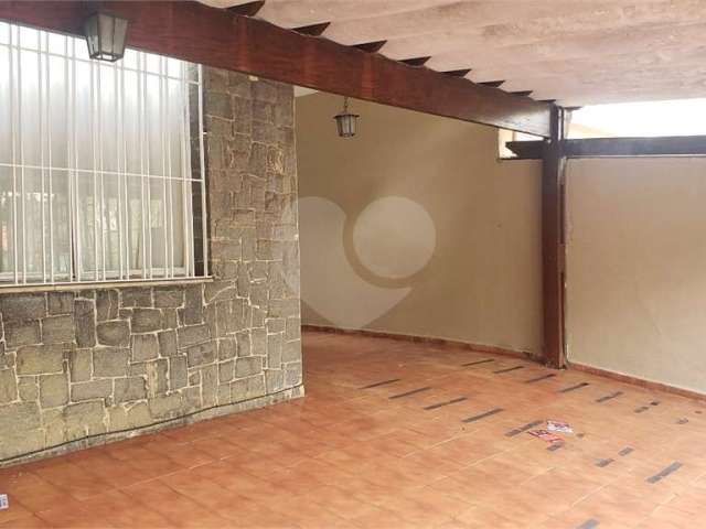 Casa com 3 quartos à venda em Campo Belo - SP