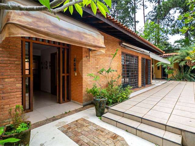 Casa com 4 quartos à venda em Jardim Marajoara - SP