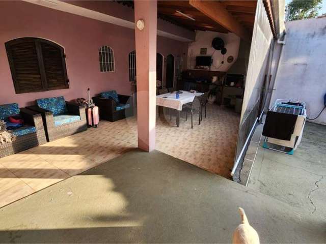 Casa térrea com 2 quartos à venda em Jardim Sabará - SP