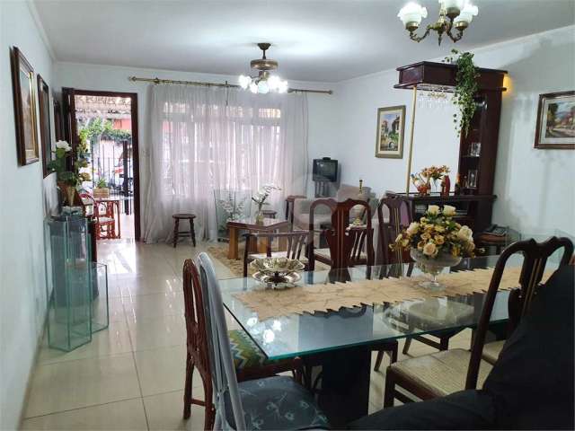 Casa de vila com 2 quartos à venda em Vila Elvira - SP