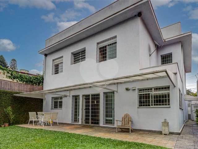 Casa de vila com 3 quartos à venda em Granja Julieta - SP