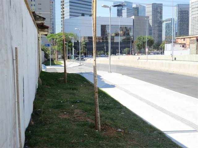 Terreno à venda em Chácara Santo Antônio (zona Sul) - SP