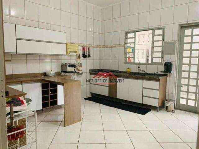 Sobrado com 4 dormitórios à venda, 180 m² por R$ 510.000 - Vila Paiva - São José dos Campos/SP